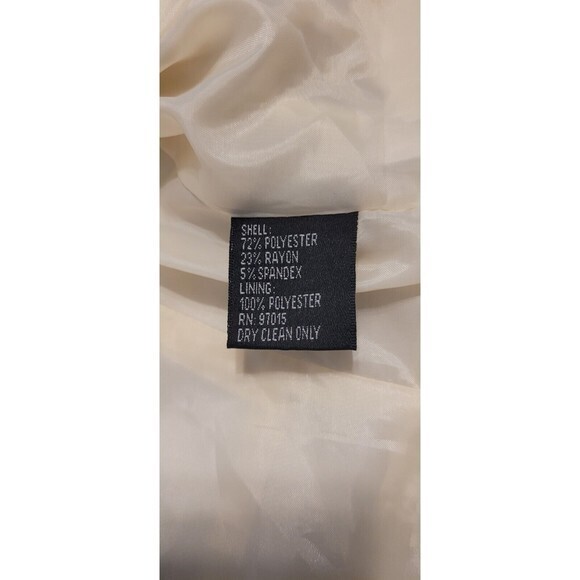 Signature By Larry Levine Women’s Cream One Button Blazer Jacket Size 8 - Picture 9 of 10